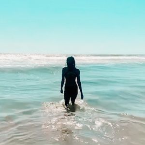 Meet your Posher, Maya